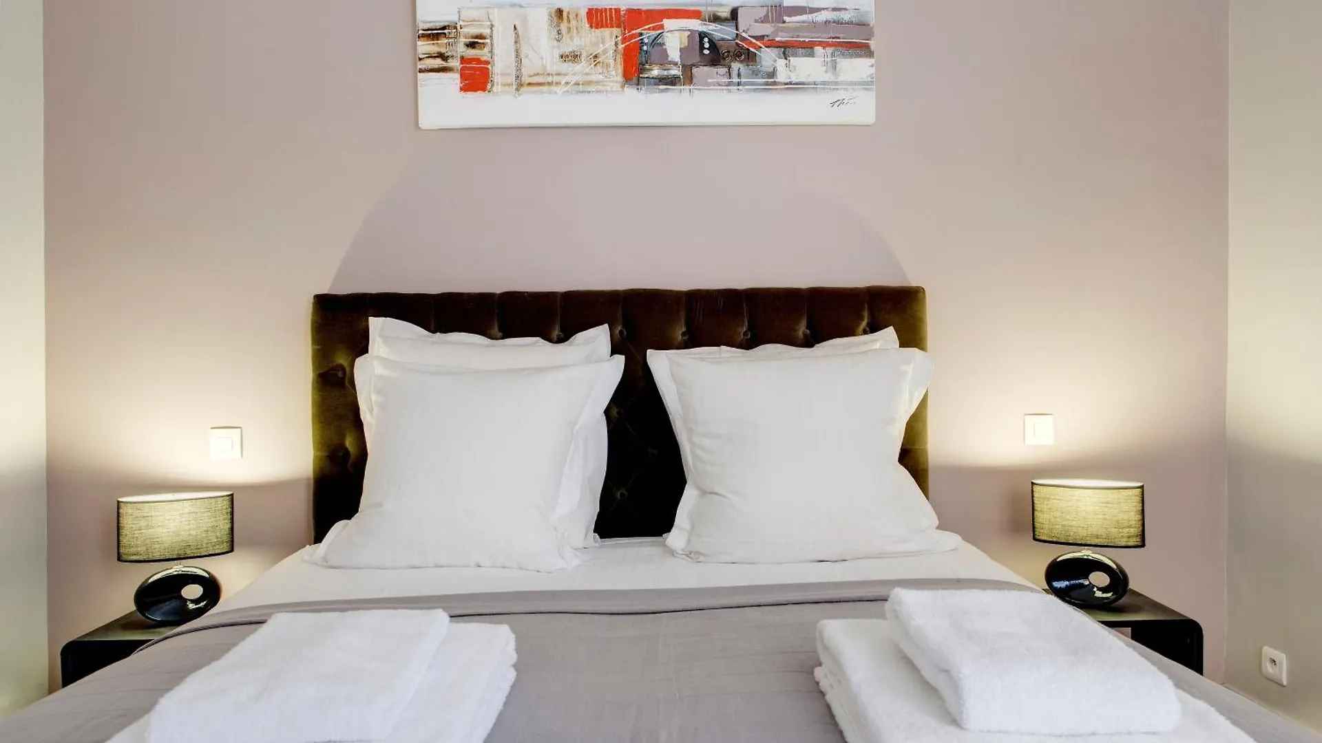 Beauregard Design Residence Paris Apartment